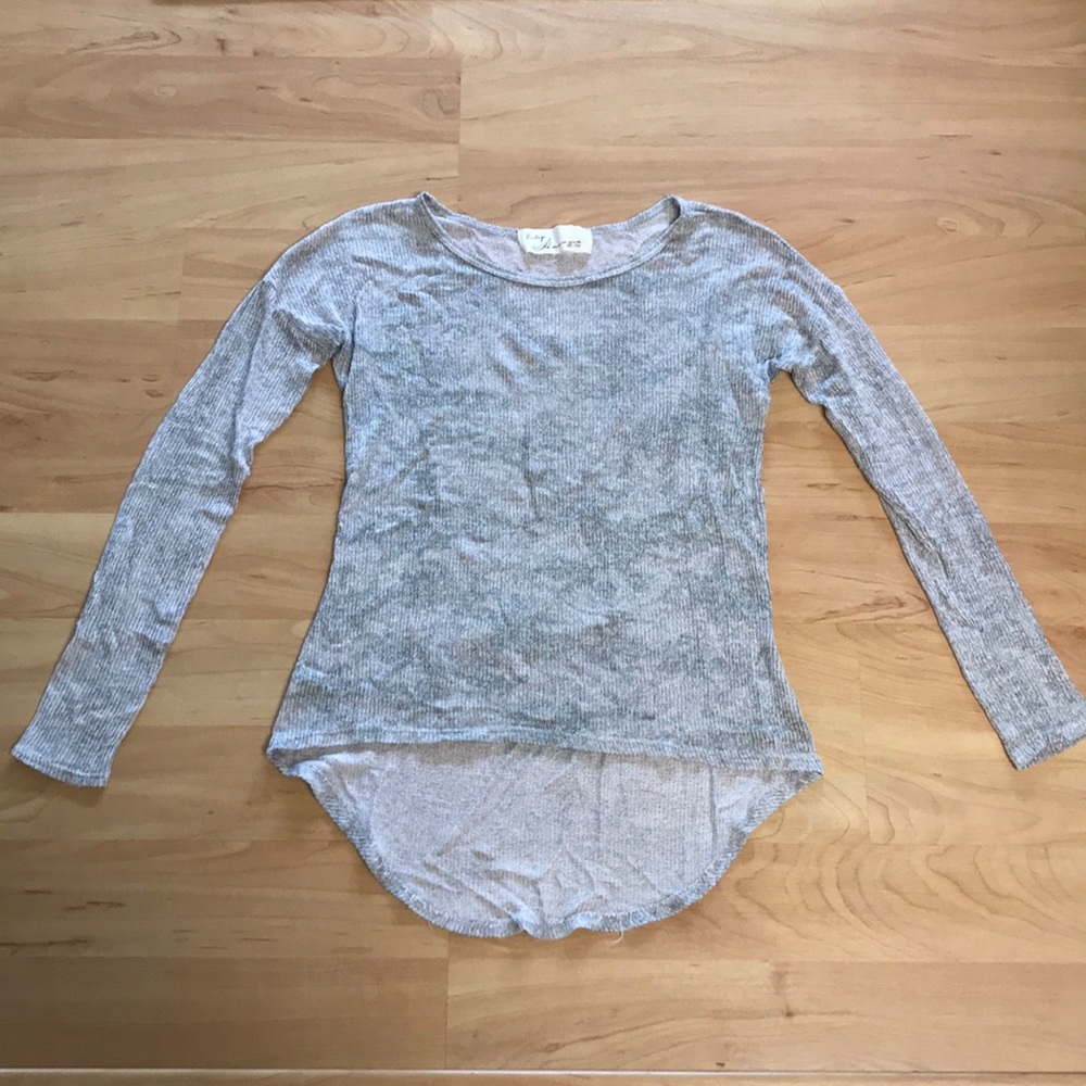 Light weight knit high low long sleeve